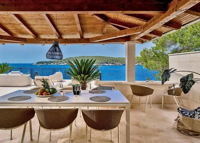 Seaside Vesna