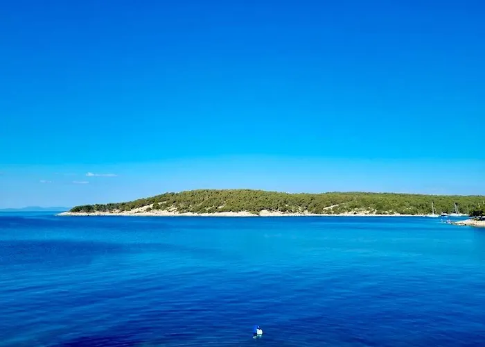 Seaside Vesna